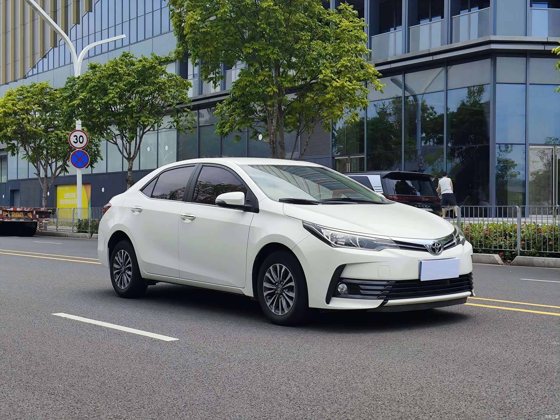 Toyota Corolla, 2017 3