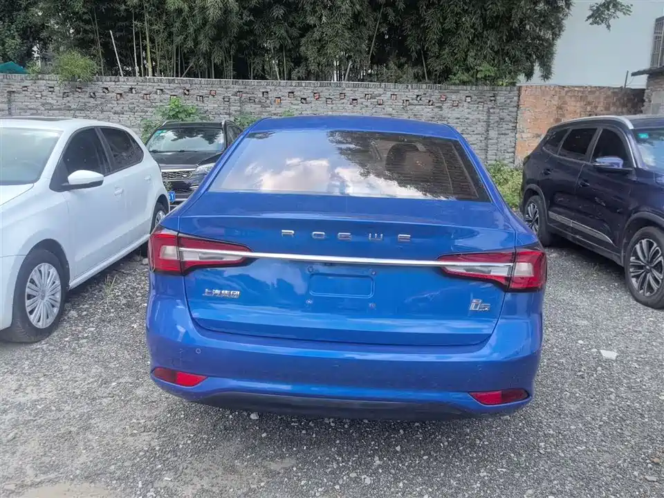 Roewe i5 Roewe i5
