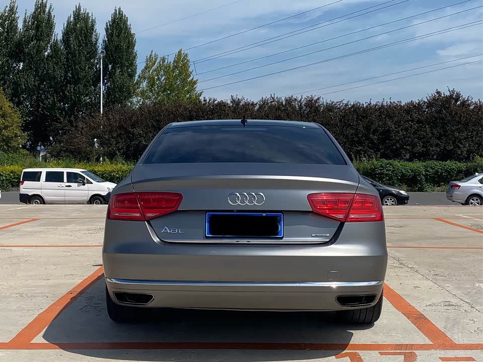 Audi A8