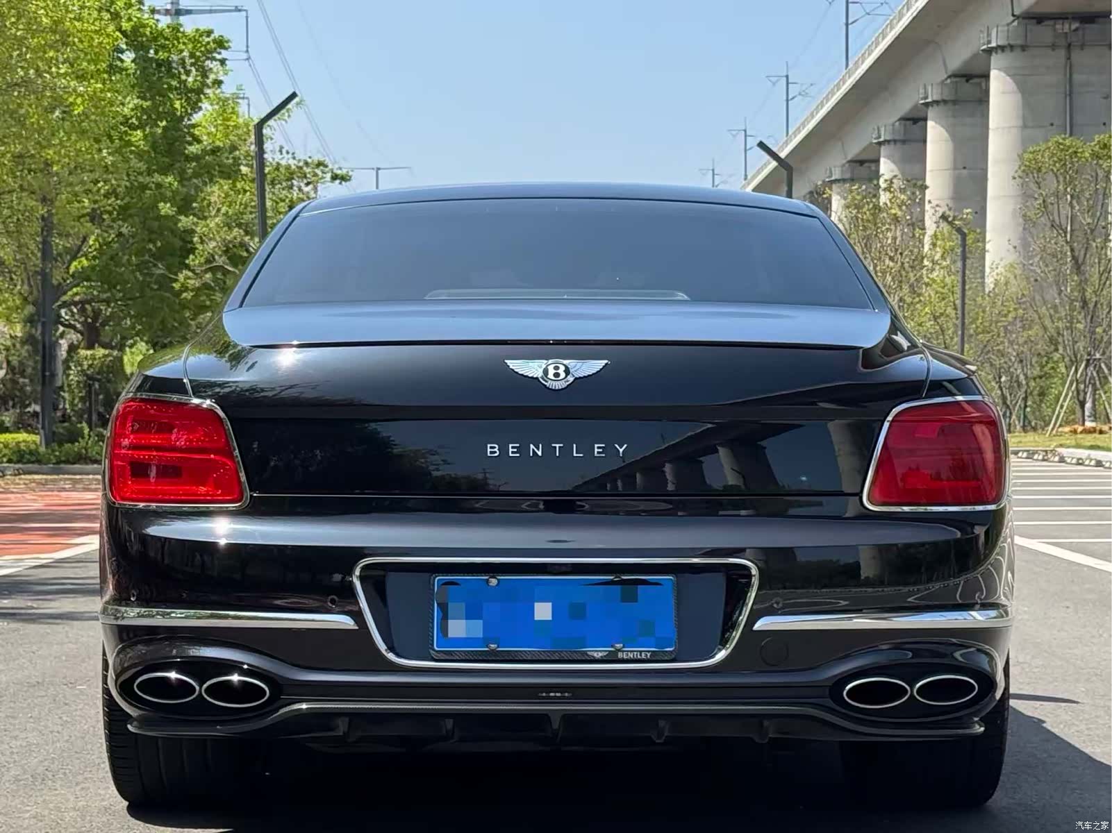 Bentley Flying Spur, 2021 16