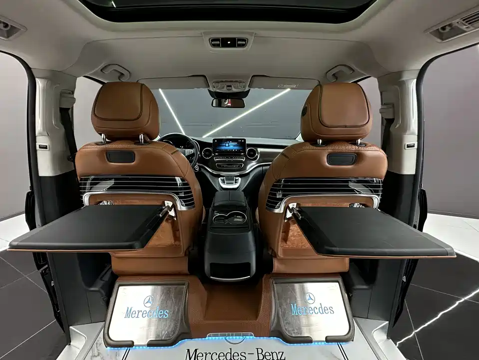 Mercedes-Benz V-class