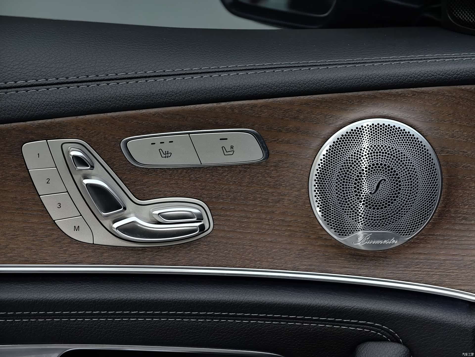 Mercedes-Benz E-Class, 2019 14
