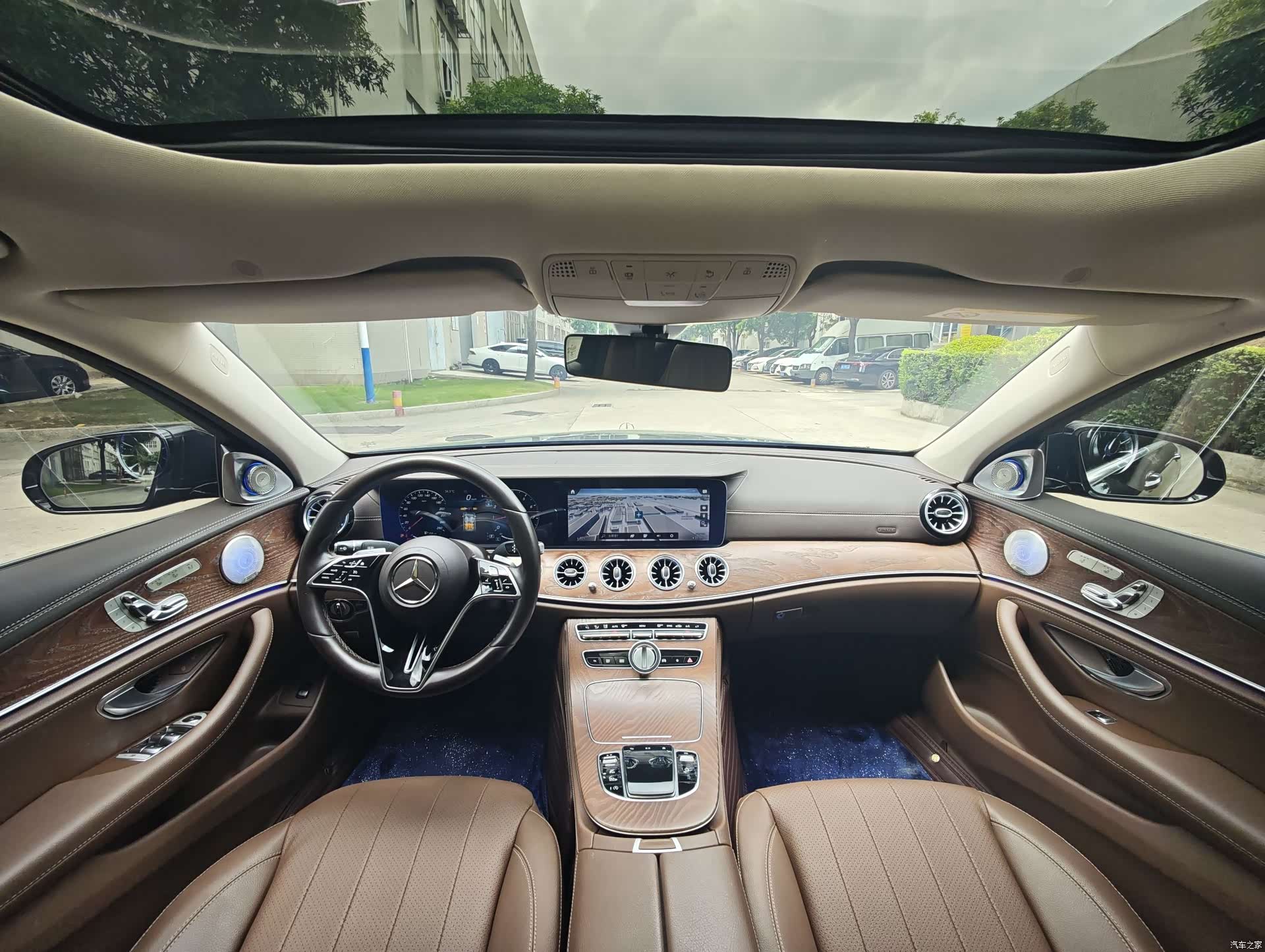 Mercedes-Benz E-Class, 2023 8