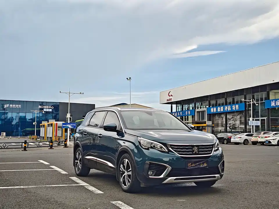 Peugeot 5008
