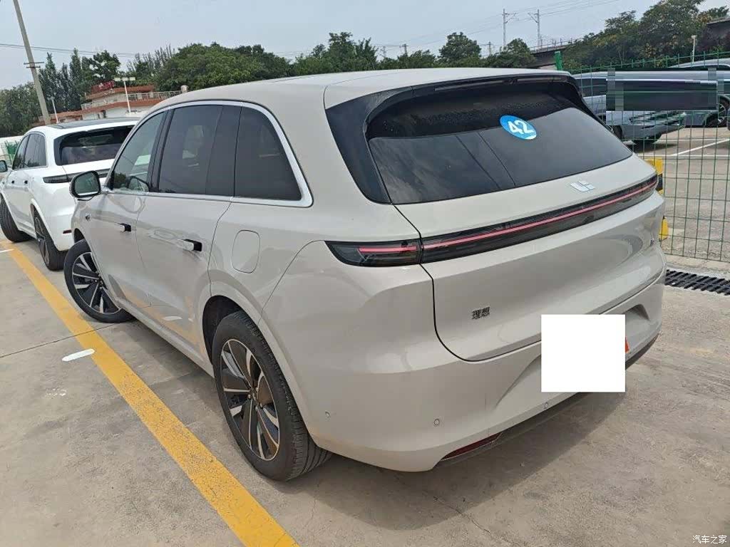 Li Auto L6, 2025 7