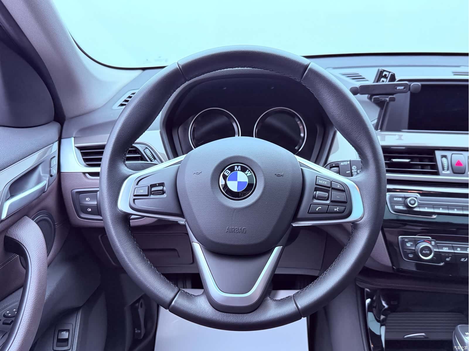 BMW X1, 2019 11
