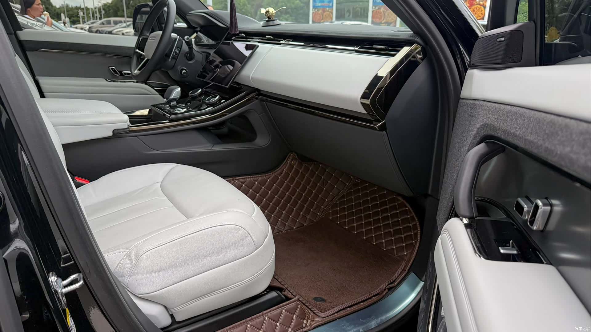 Land Rover Range Rover, 2023 8