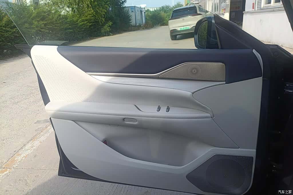 Buick L7, 2025 7