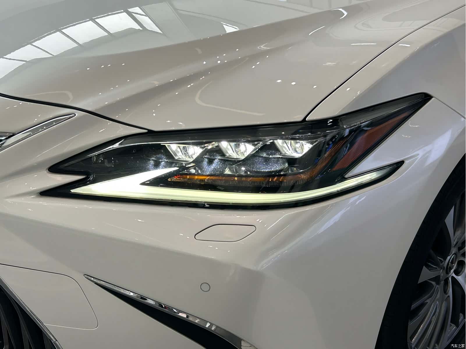Lexus ES, 2021 19