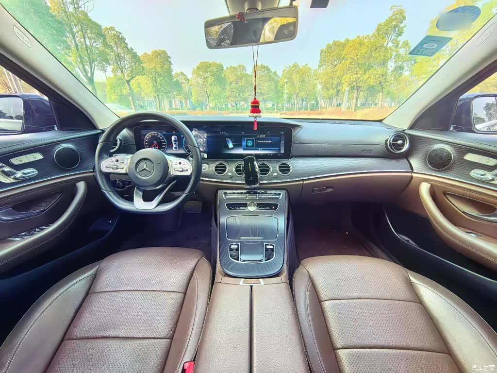 Mercedes-Benz E-Class, 2020 24