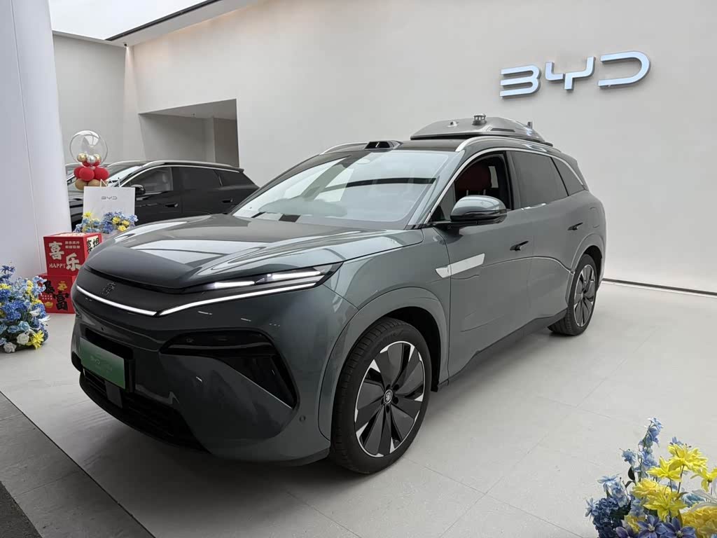 BYD Tang L