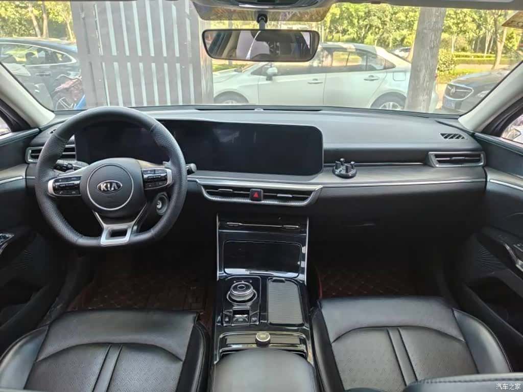 Kia K5, 2021 все фото