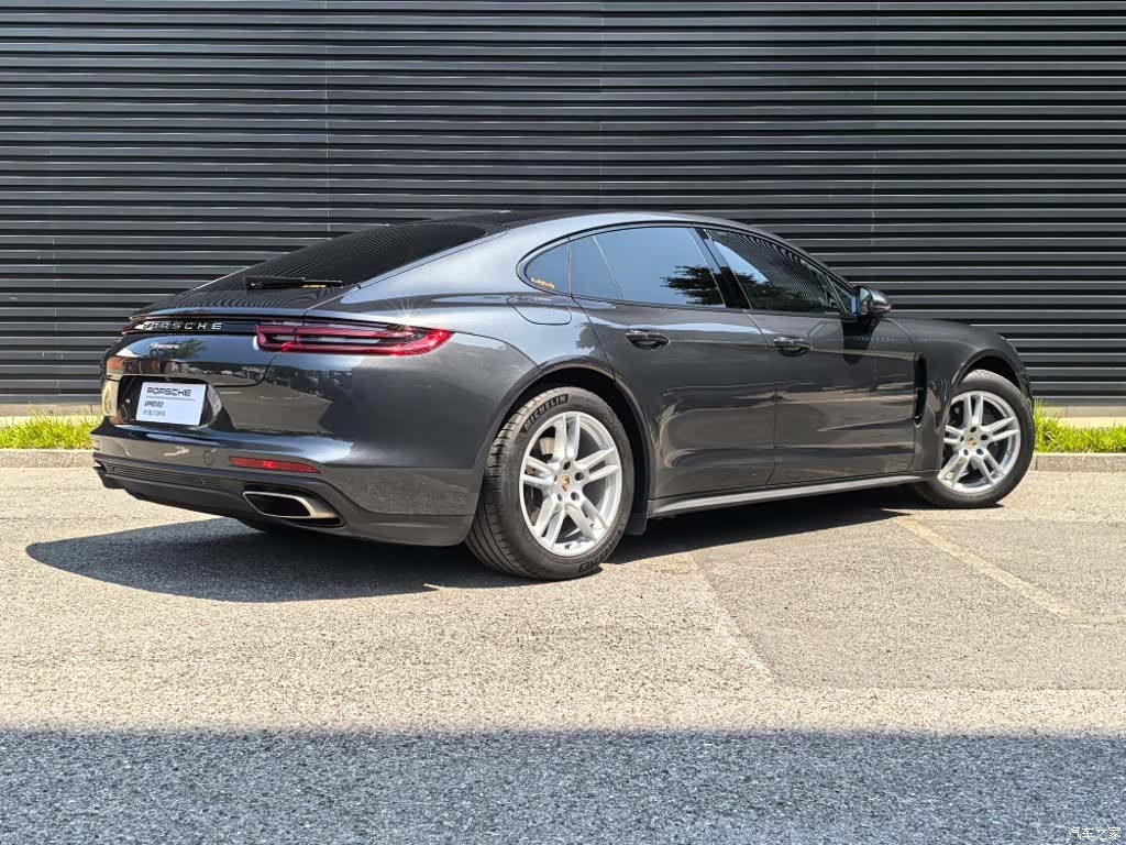 Porsche Panamera, 2018 3