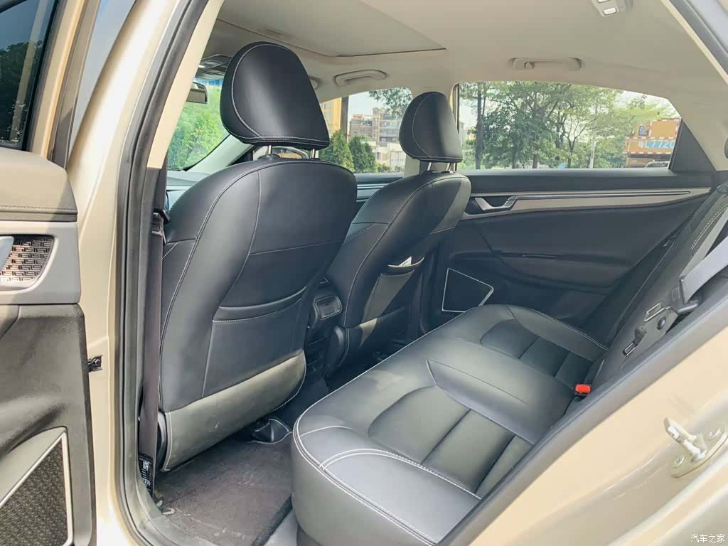 Geely Emgrand, 2019 6