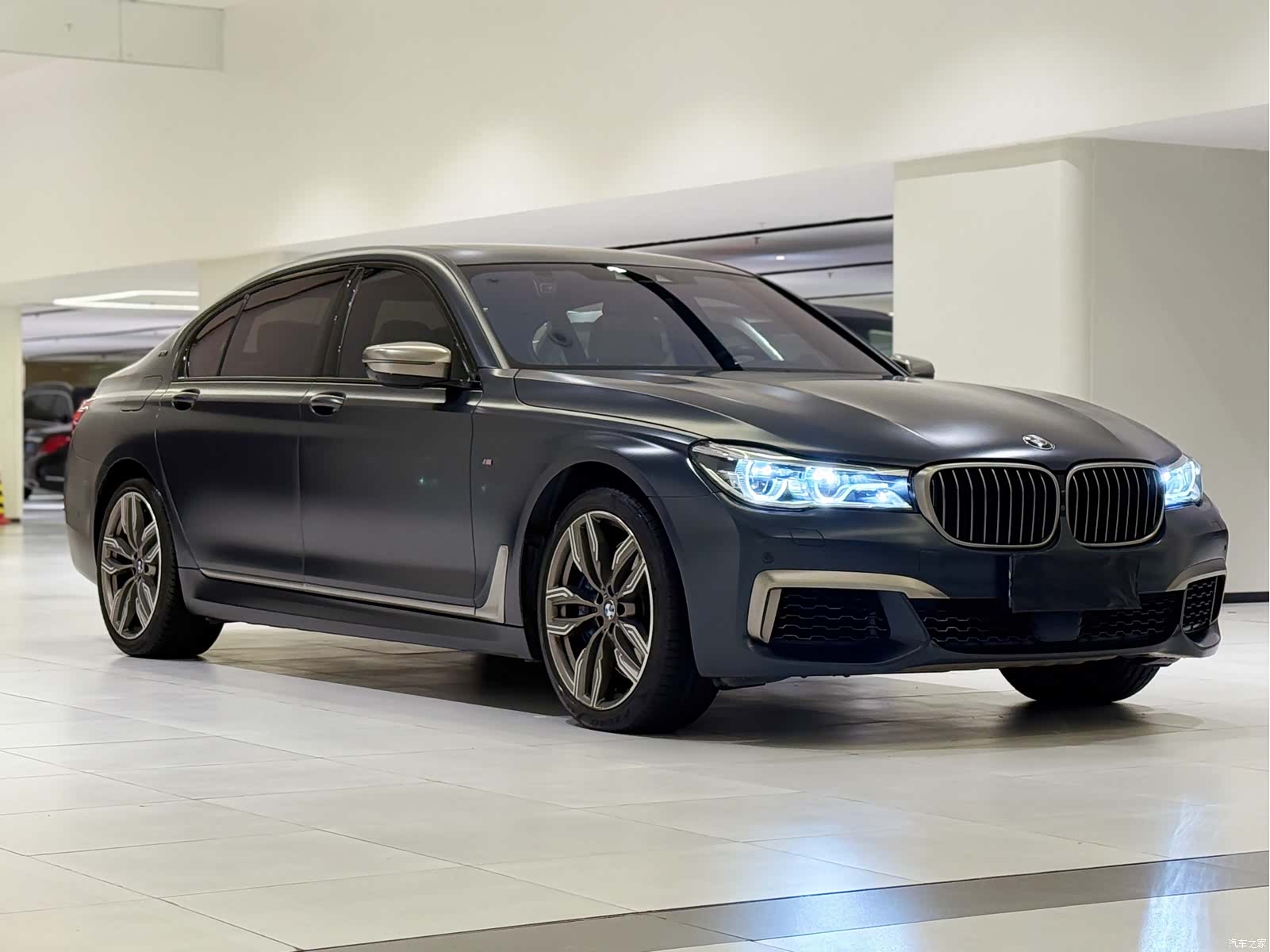 BMW 7 Series, 2017 4