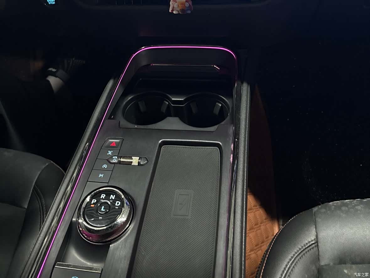 Ford Mondeo, 2022 29