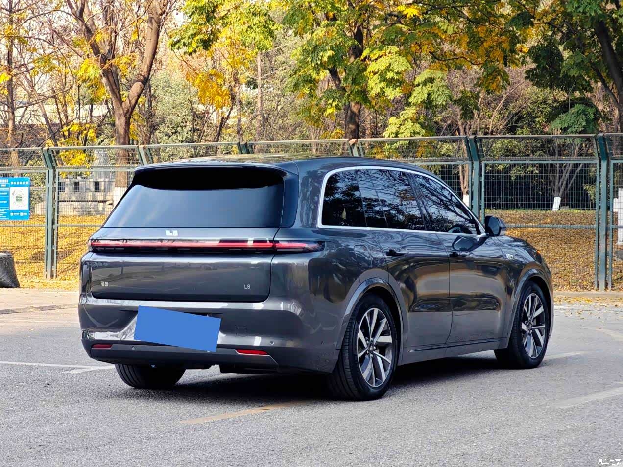 Li Auto L8, 2023 11