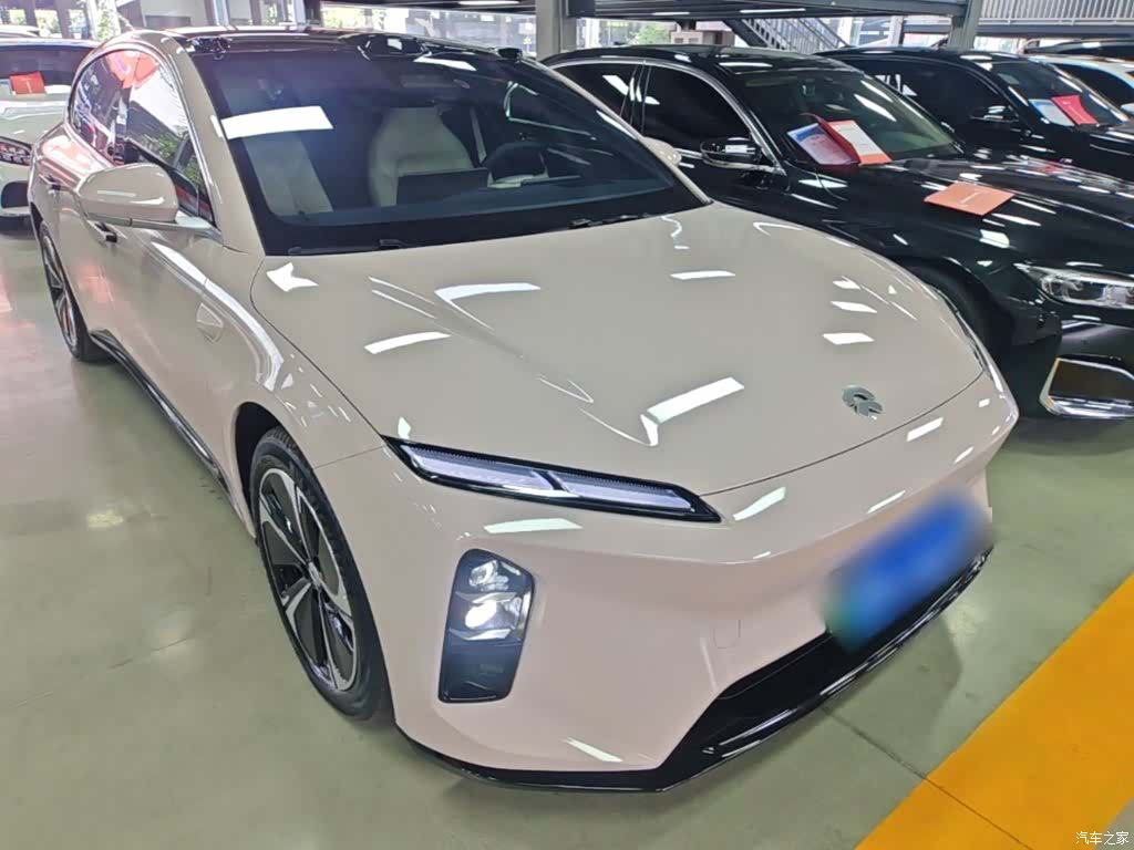 NIO ET5, 2025 4