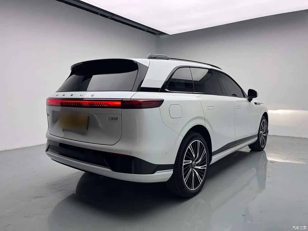 Xpeng G9, 2023 7
