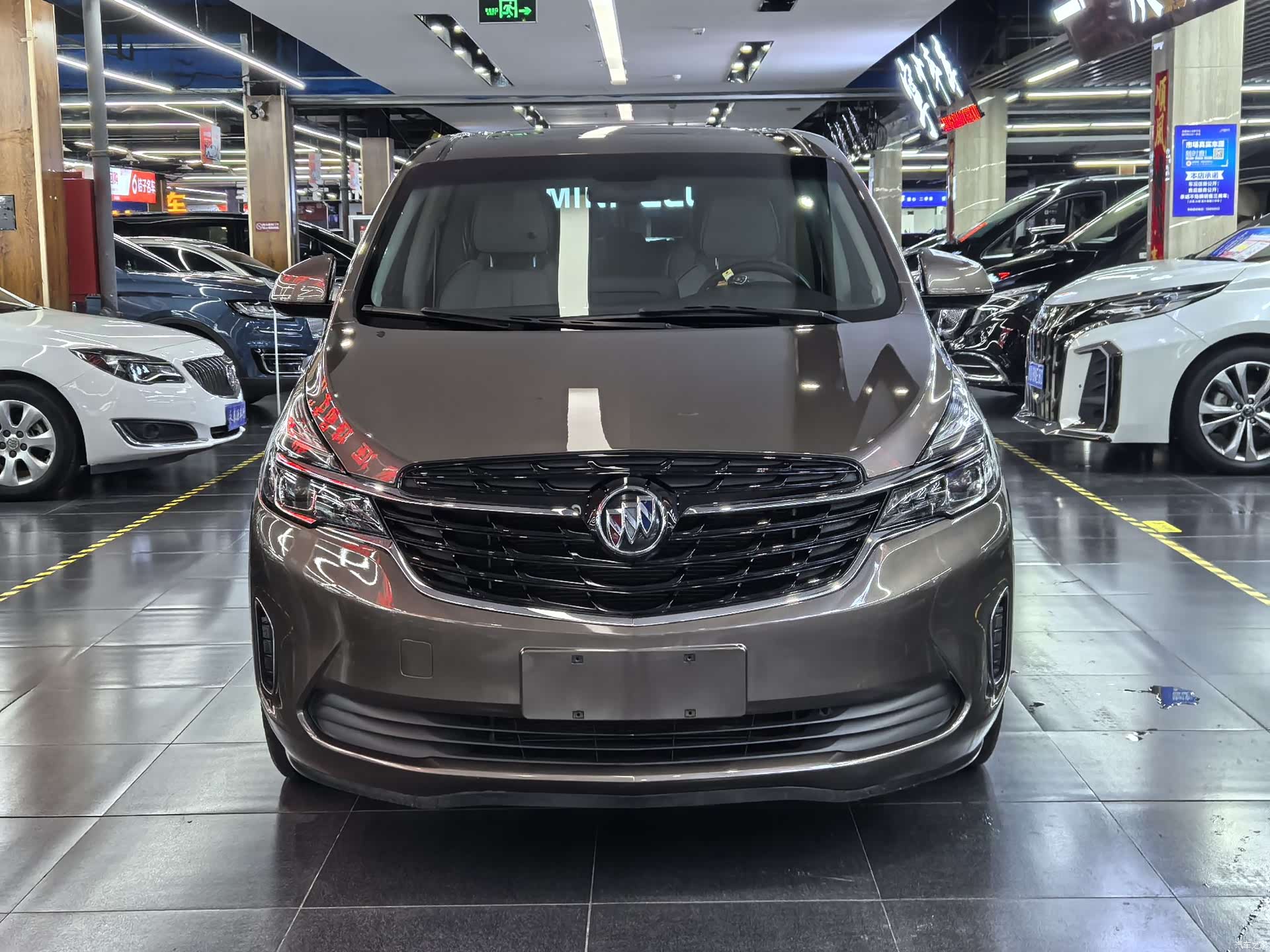 Buick GL8, 2021 2
