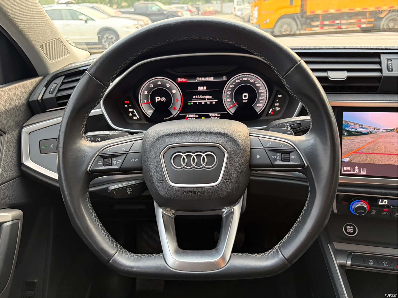 Audi Q3, 2022 14