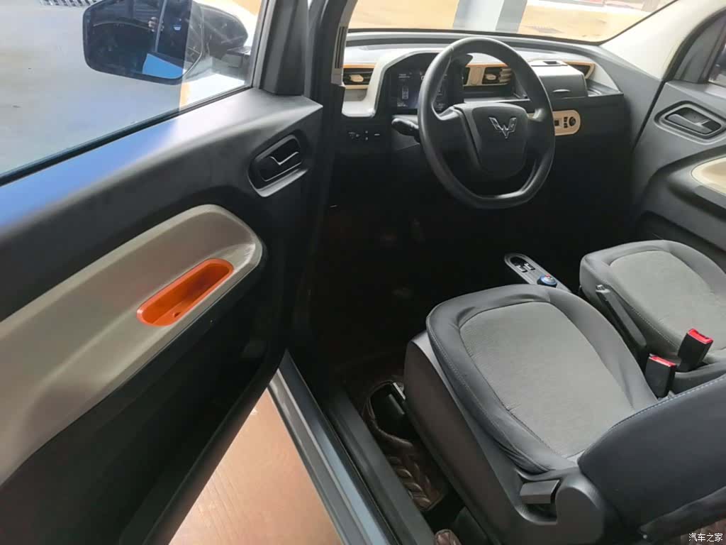 Wuling MINIEV, 2021 12
