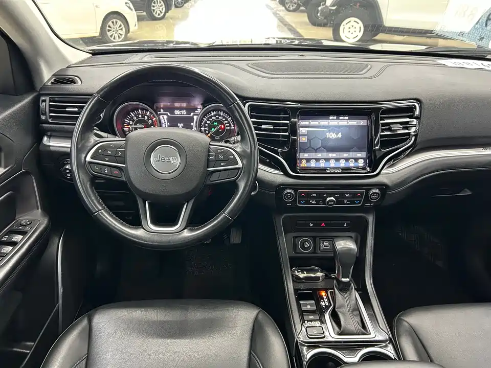 Jeep Grand Commander