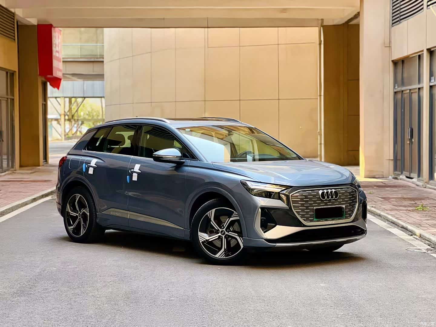 Audi Q4 e-tron, 2024 3