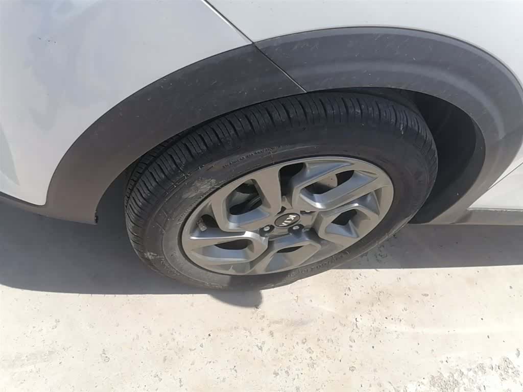 Kia KX1, 2018 23