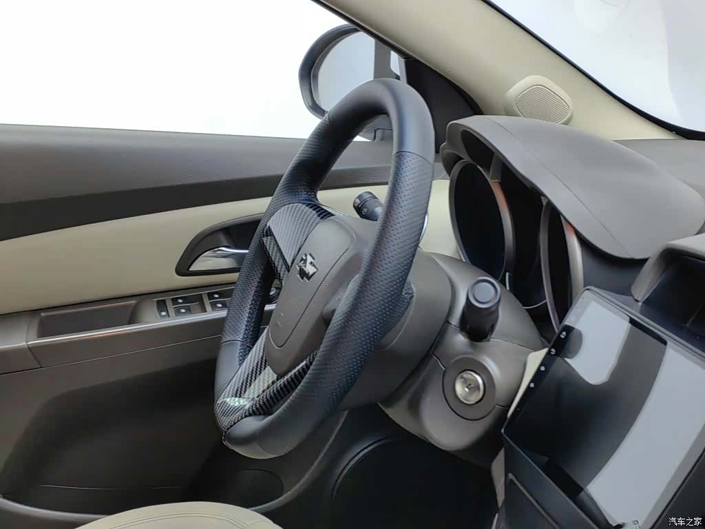Chevrolet SE, 2015 22