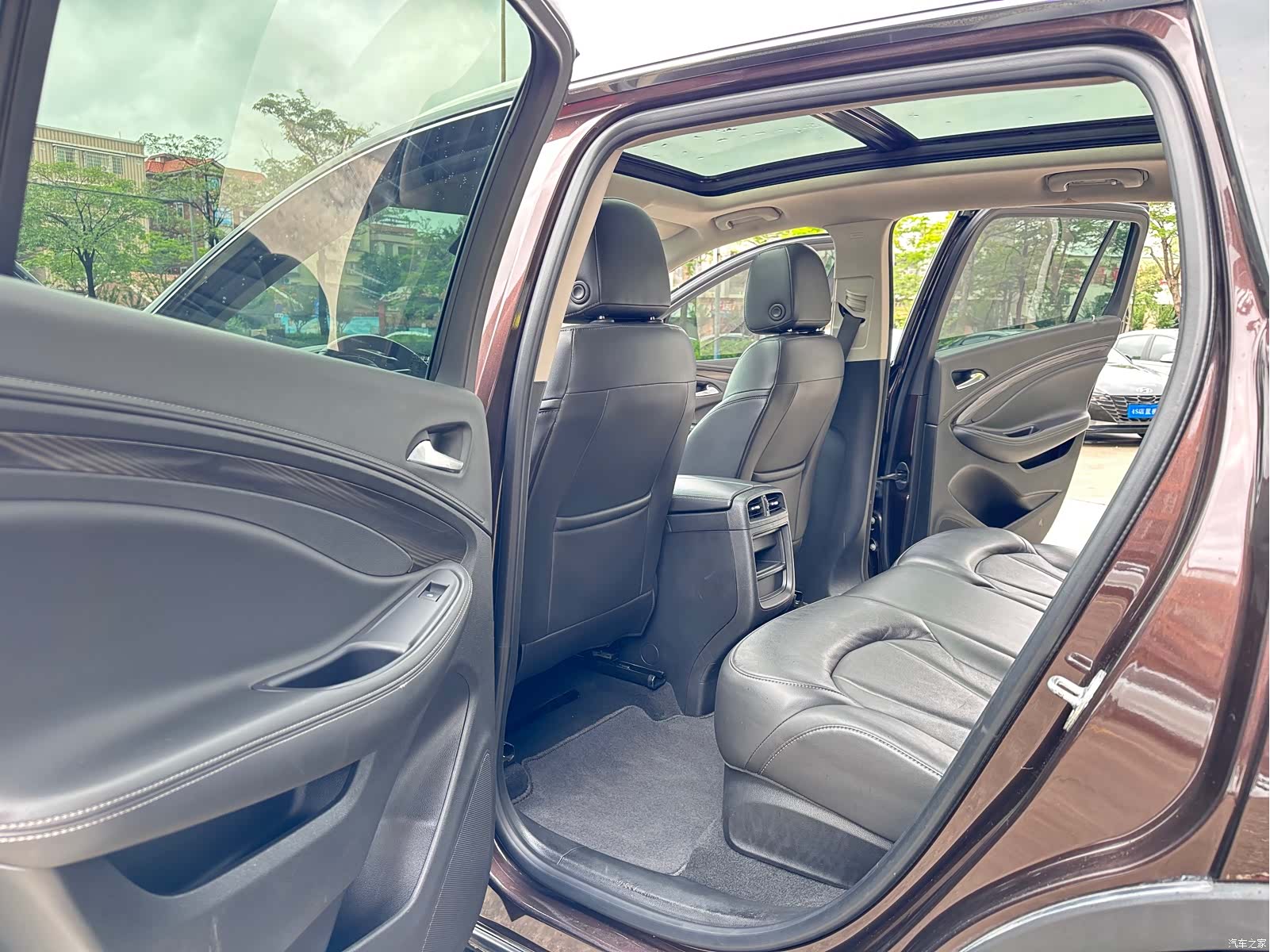 Buick Envision Plus, 2021 9
