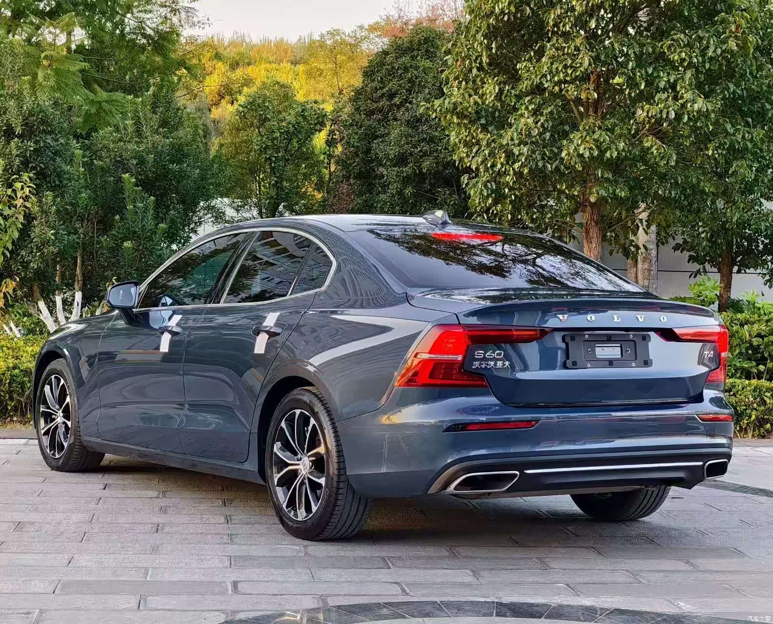 Volvo S60, 2021 4