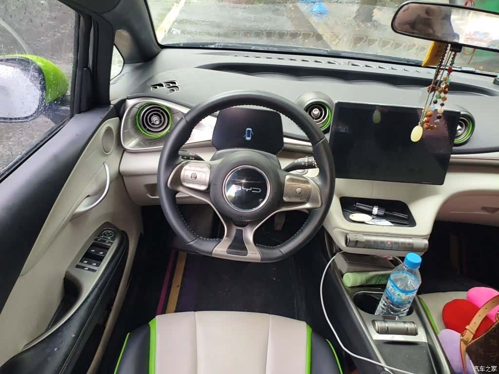 BYD Dolphin, 2022 3