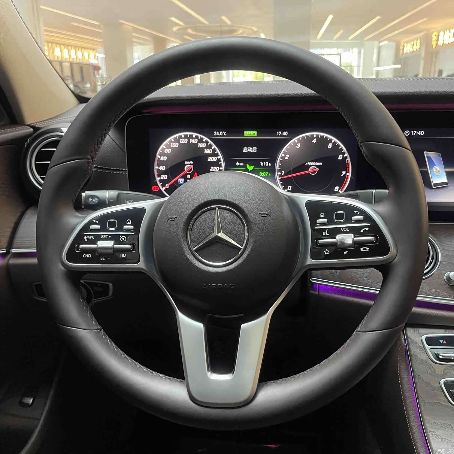 Mercedes-Benz E-Class, 2020 14