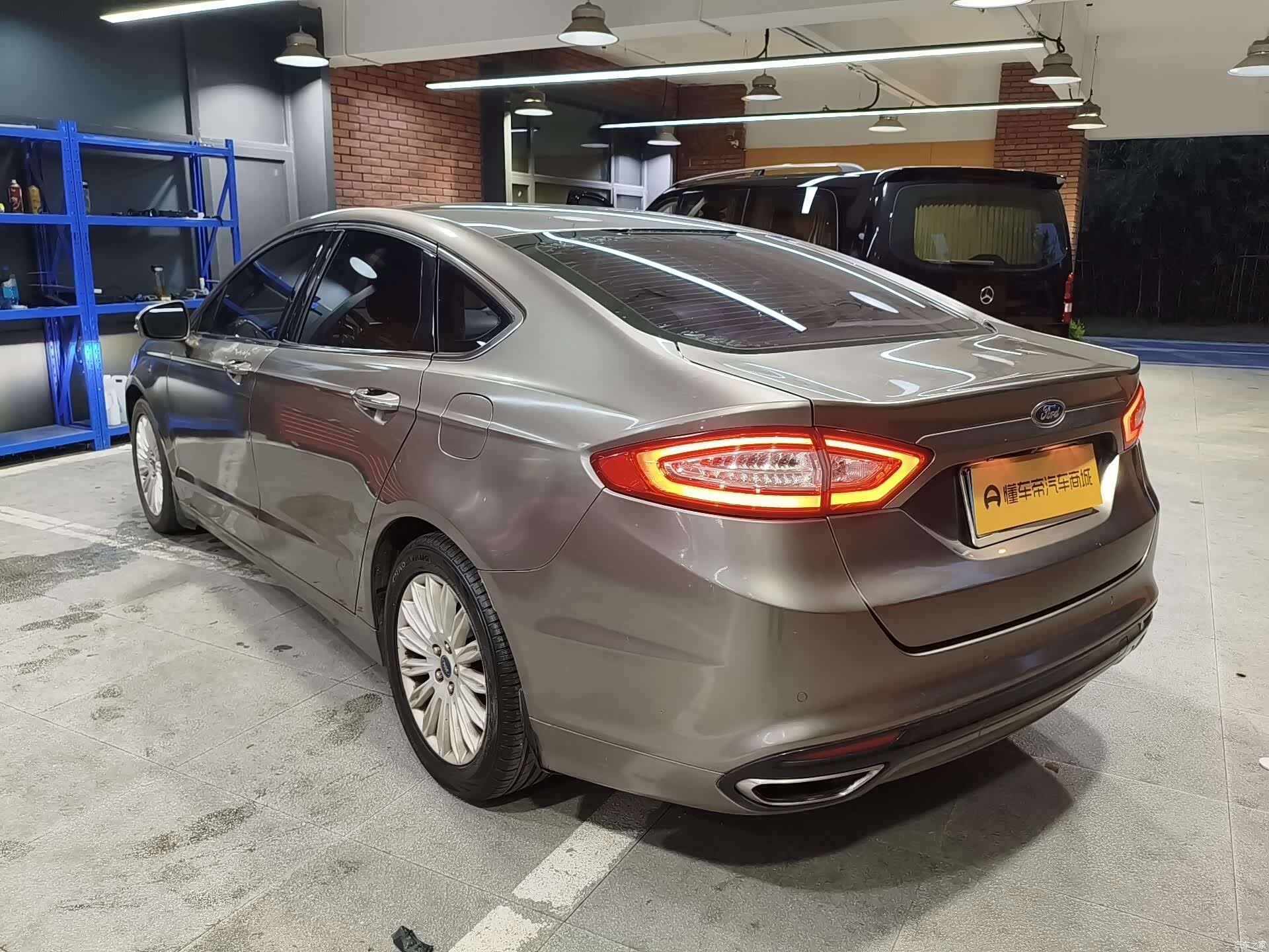 Ford Mondeo, 2016 3