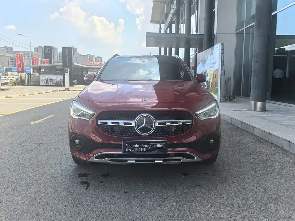 Mercedes-Benz GLA