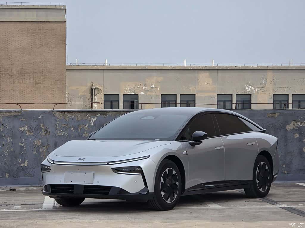 Xpeng P7, 2025 1