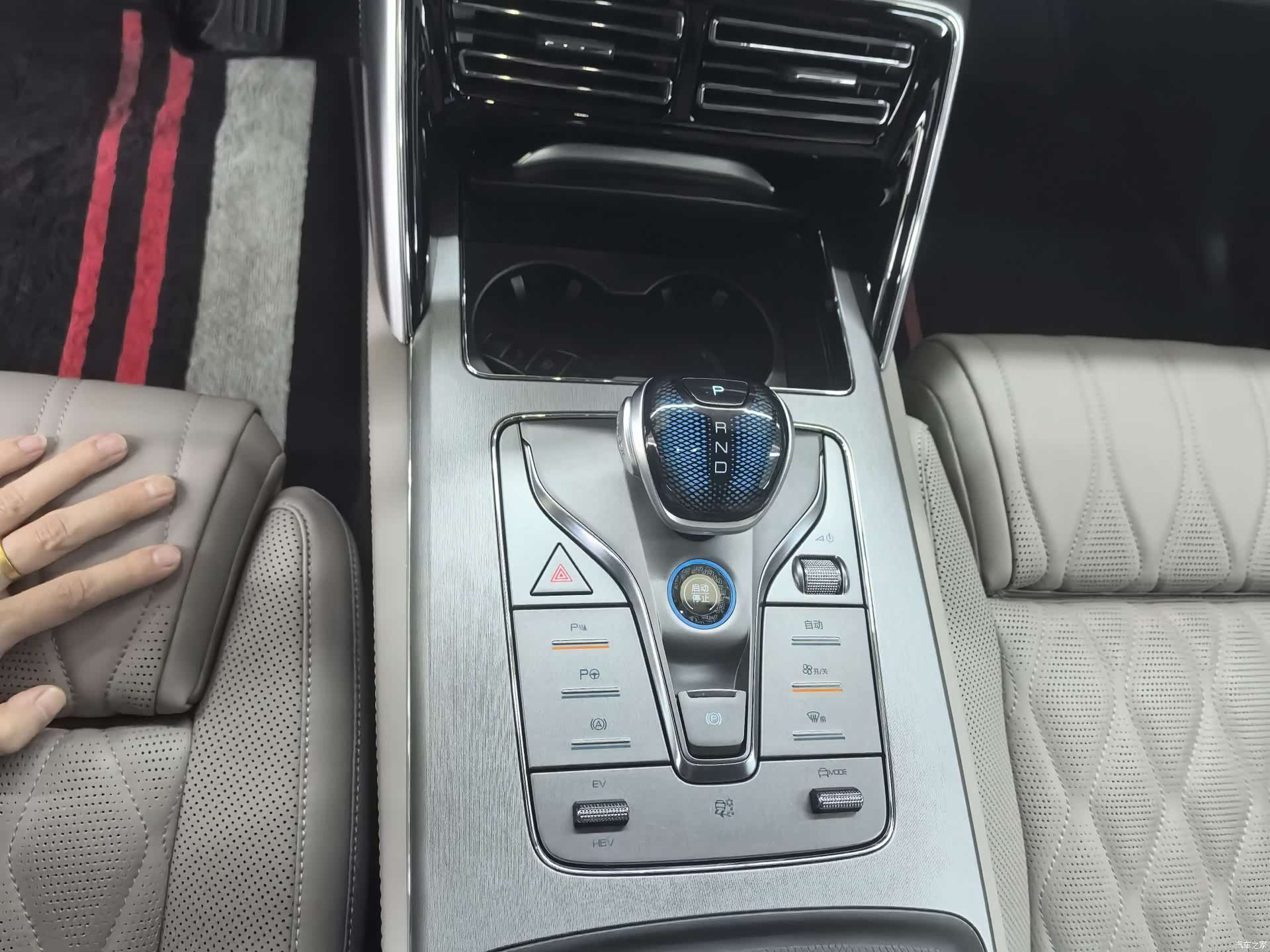 BYD Tang, 2025 14