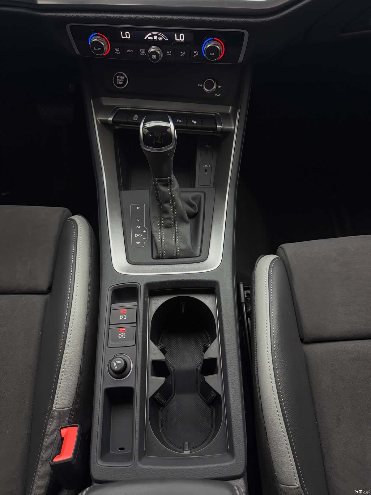Audi Q3, 2023 12