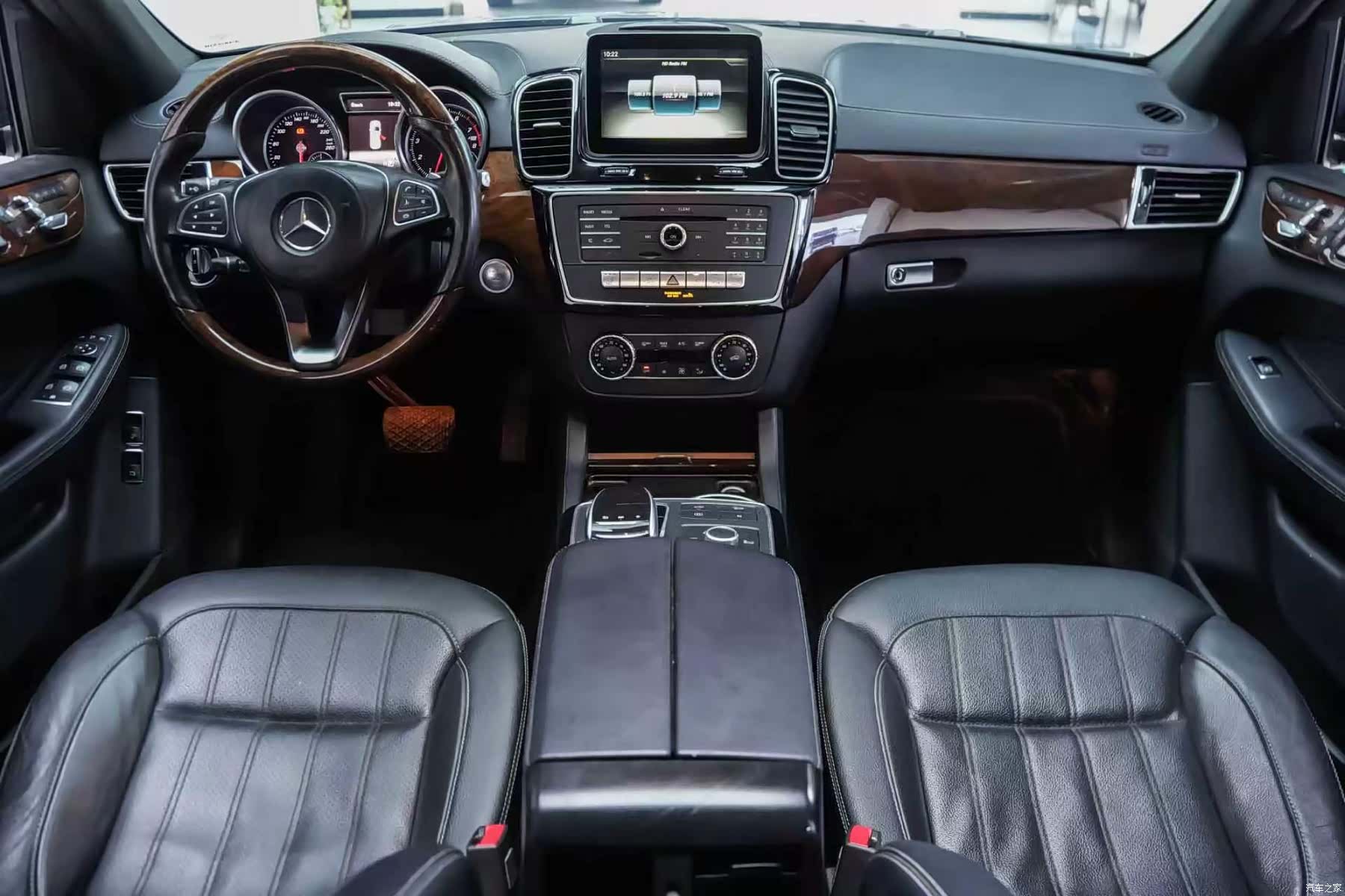 Mercedes-Benz GLS, 2017 все фото