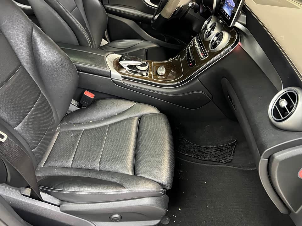 Mercedes-Benz GLC Mercedes-Benz GLC