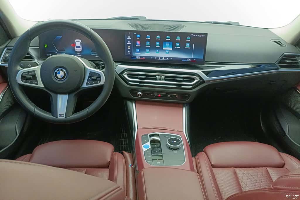 BMW i3, 2024 12
