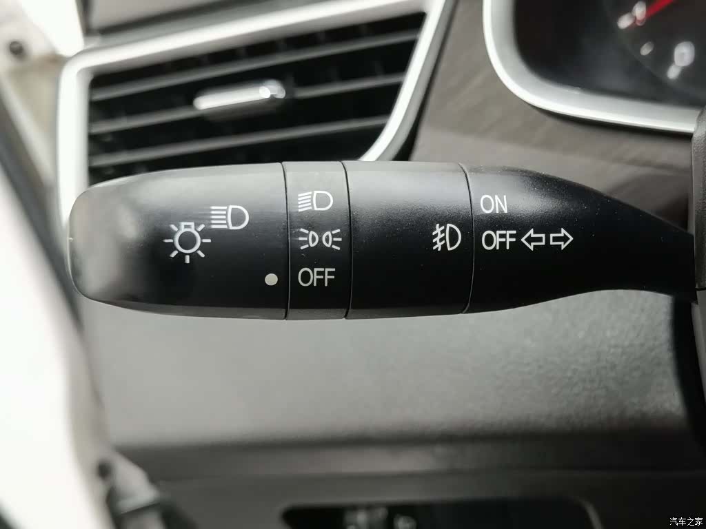 Wuling 310, 2017 21