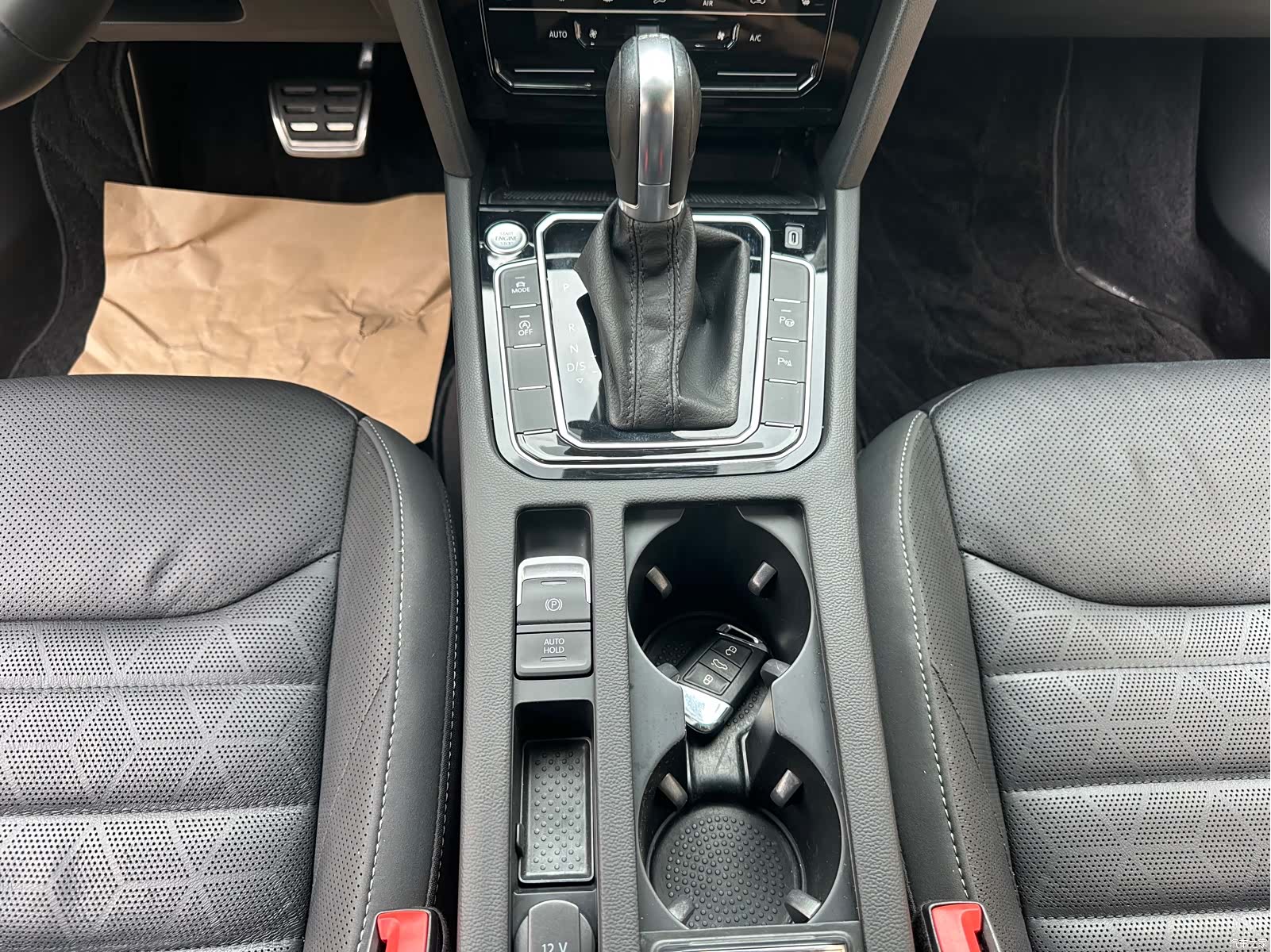 Volkswagen CC, 2022 17