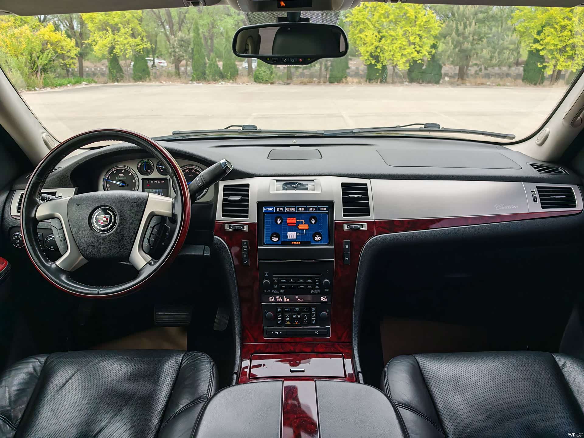 Cadillac Escalade, 2011 15