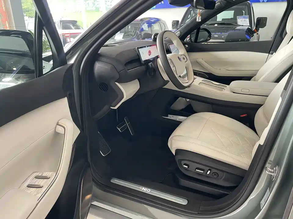 NIO ES7
