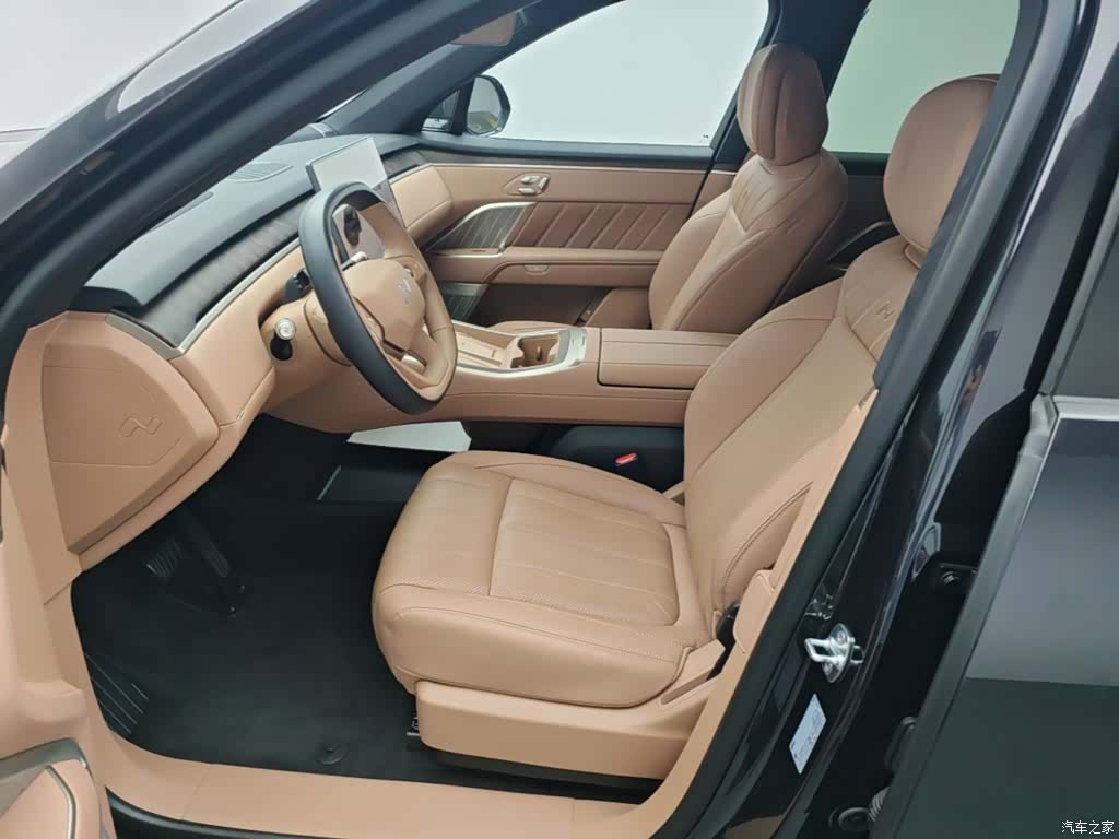 NIO L90, 2025 15