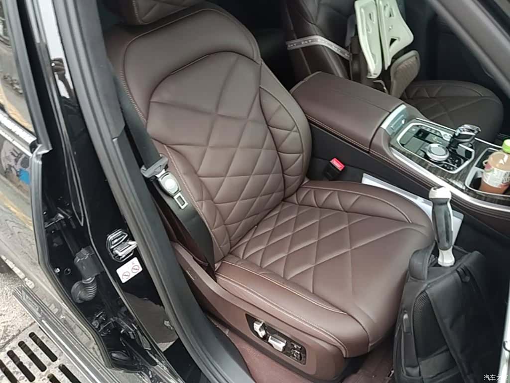 BMW X5, 2023 25