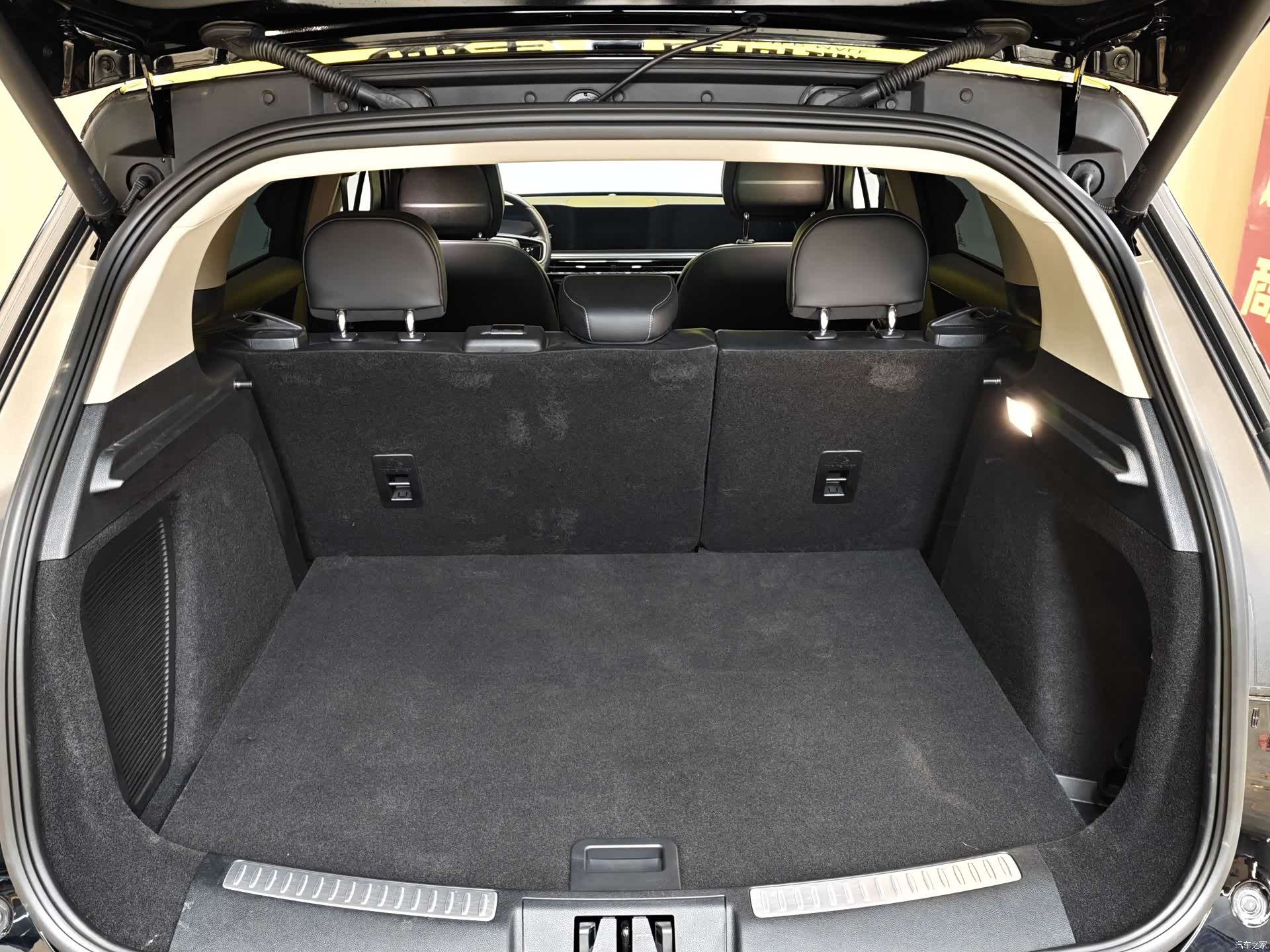 Lincoln Corsair, 2025 19