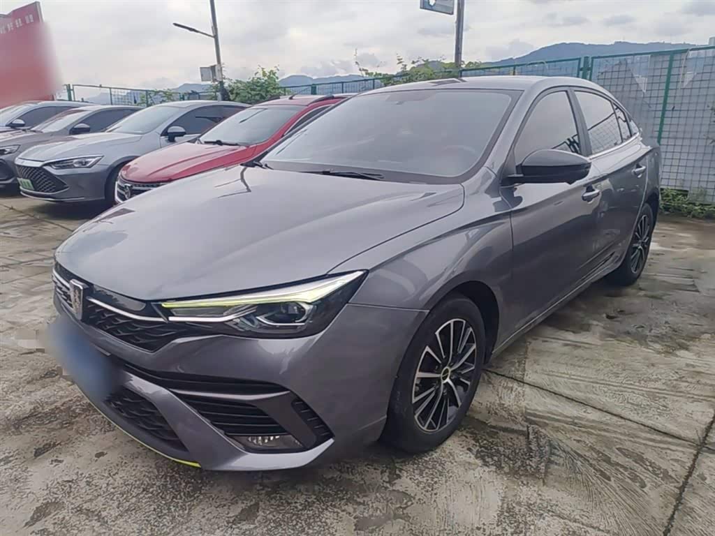 Roewe i5